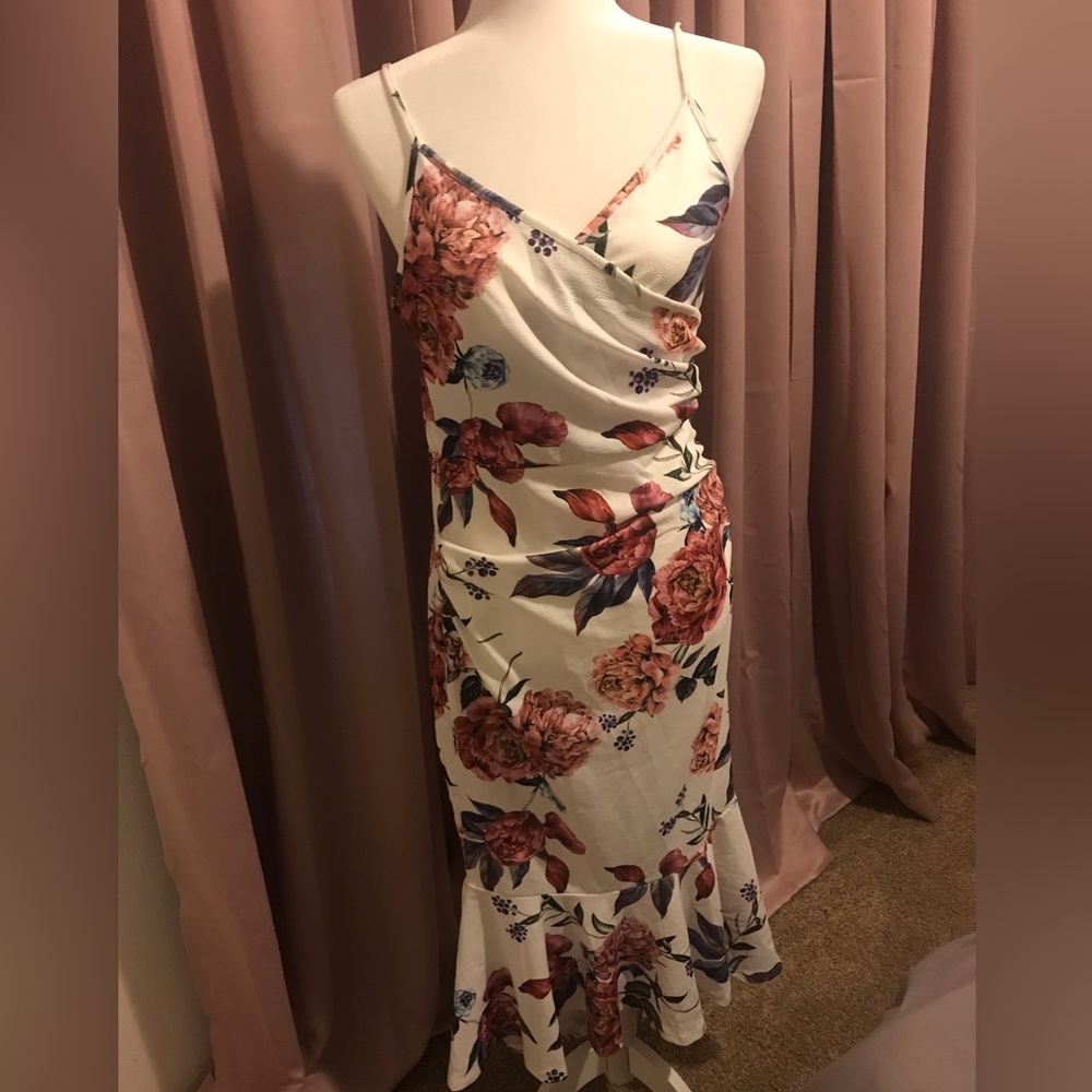 New! Floral Dress Size L 8/10